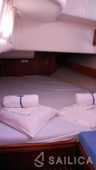 Bavaria 46 Cruiser - Yacht Charter Sailica