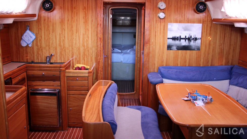 Bavaria 46 Cruiser - Yacht Charter Sailica