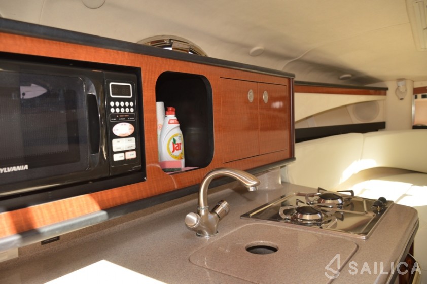 Sea Ray 275 Amberjack - Yacht Charter Sailica