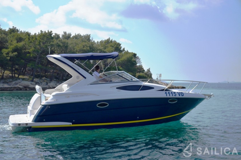 Regal Commodore 2860 - Yacht Charter Sailica