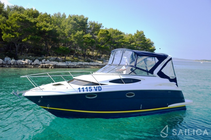 Regal Commodore 2860 - Yacht Charter Sailica
