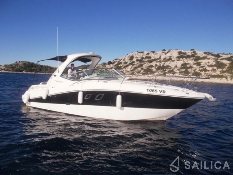 Sea Ray 335 - Yacht Charter Sailica