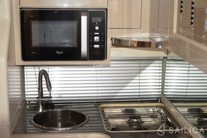Sessa C35 - Yacht Charter Sailica