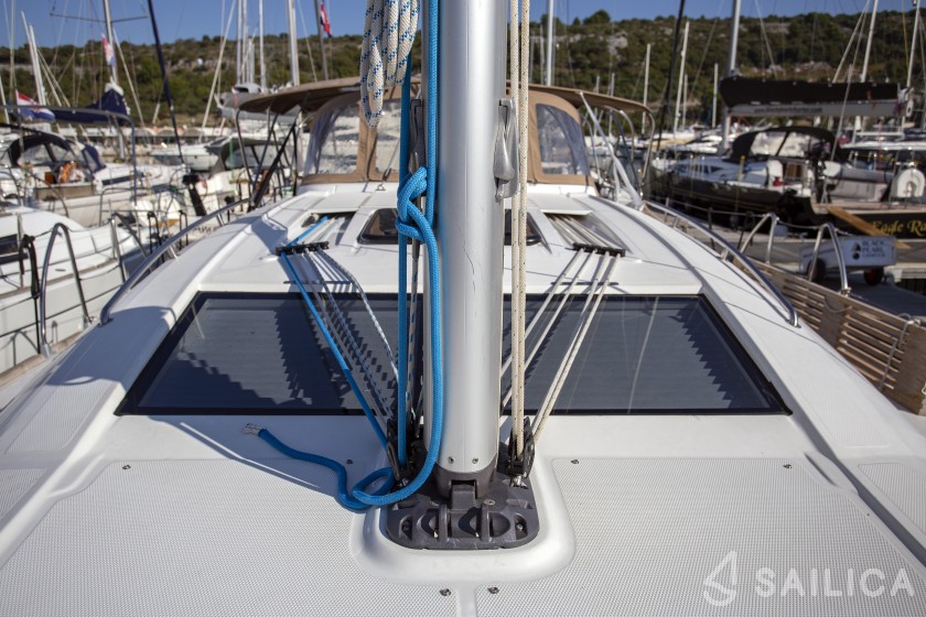 Elan Impression 45.1 - Yacht Charter Sailica