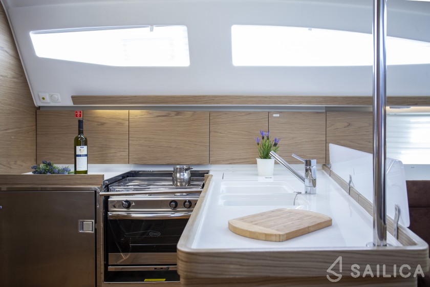 Elan Impression 45.1 - Yacht Charter Sailica