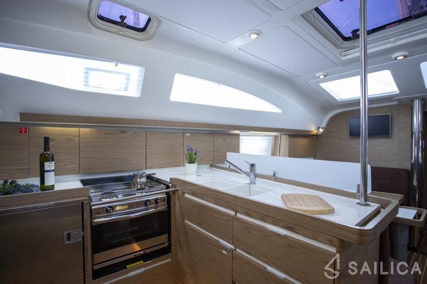 Elan Impression 45.1 - Yacht Charter Sailica