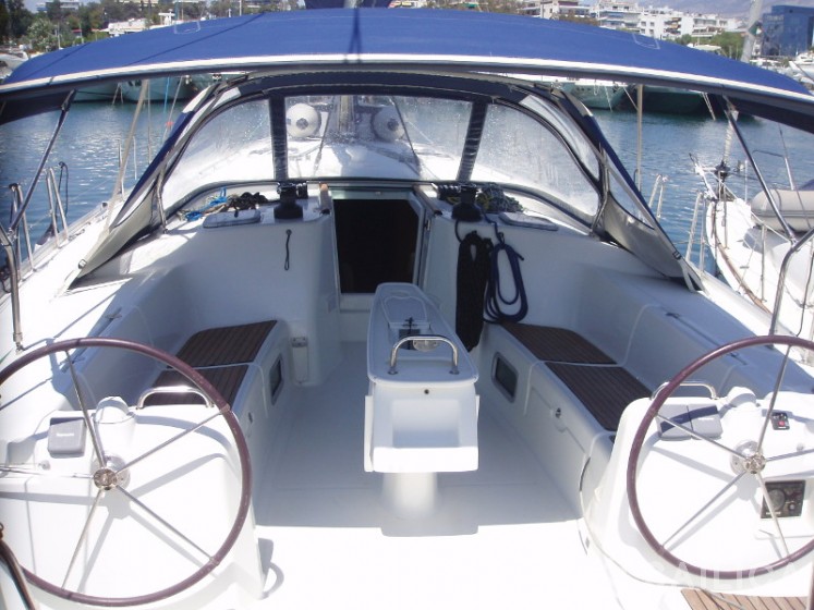 Cyclades 50.5 - Yacht Charter Sailica