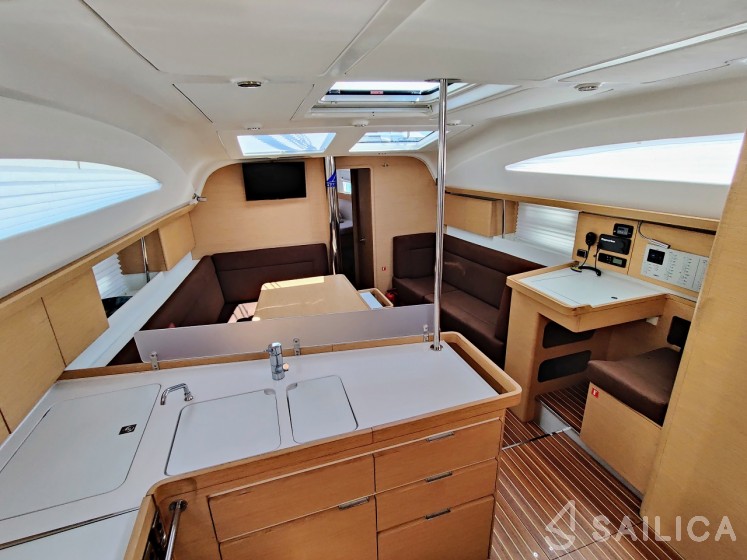 Elan 45 Impression - Yacht Charter Sailica