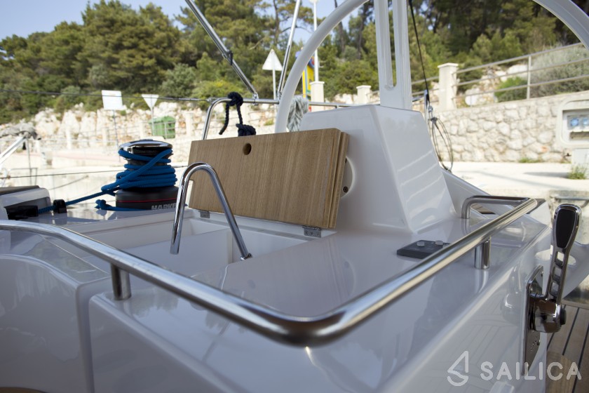 Elan 50 Impression - Yacht Charter Sailica