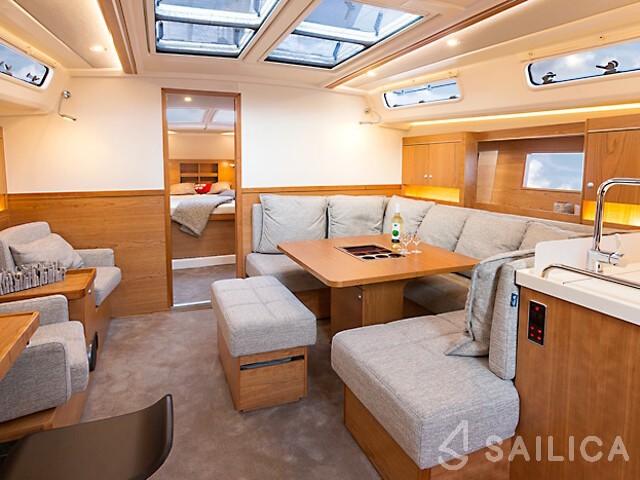 Hanse 458 - Yacht Charter Sailica