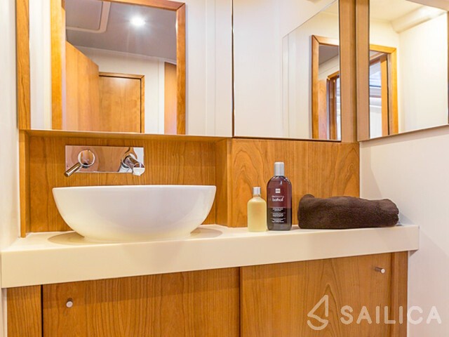 Hanse 458 - Yacht Charter Sailica