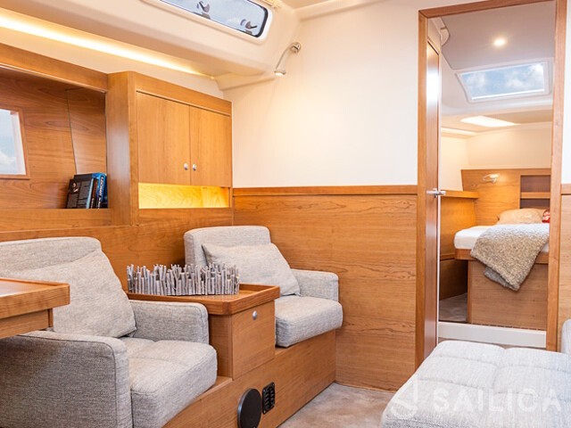 Hanse 458 - Yacht Charter Sailica