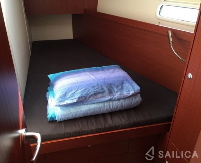Hanse 455 - Yacht Charter Sailica