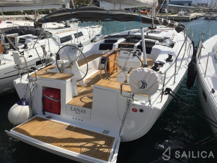 Hanse 455 - Yacht Charter Sailica