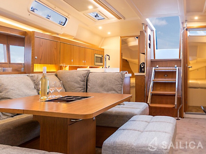 Hanse 455 - Yacht Charter Sailica