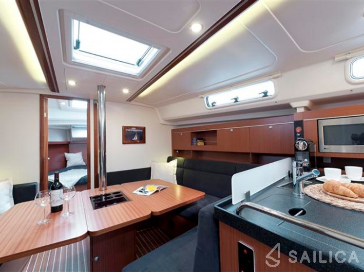 Hanse 385 - Yacht Charter Sailica