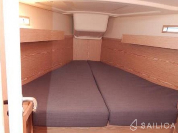 Dehler 38 - Yacht Charter Sailica