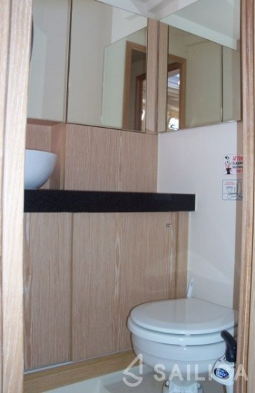 Hanse 455 - Yacht Charter Sailica