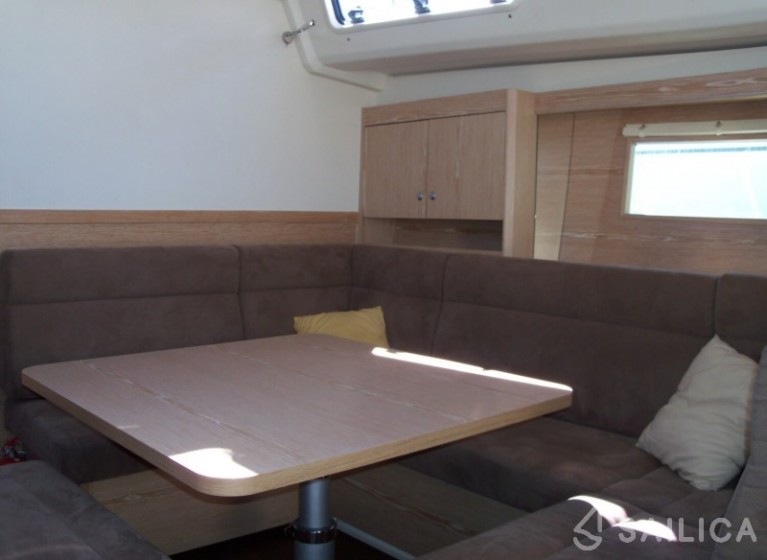 Hanse 455 - Yacht Charter Sailica