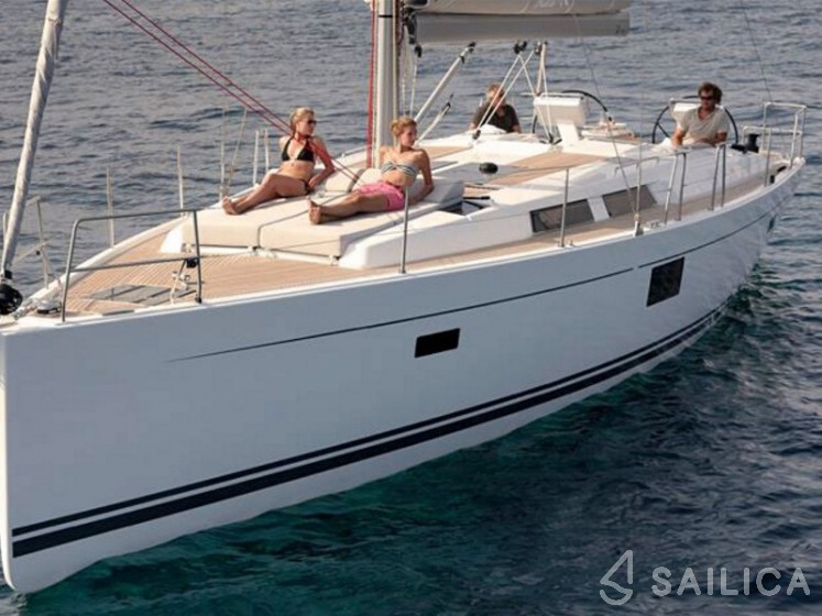 Hanse 455 - Yacht Charter Sailica