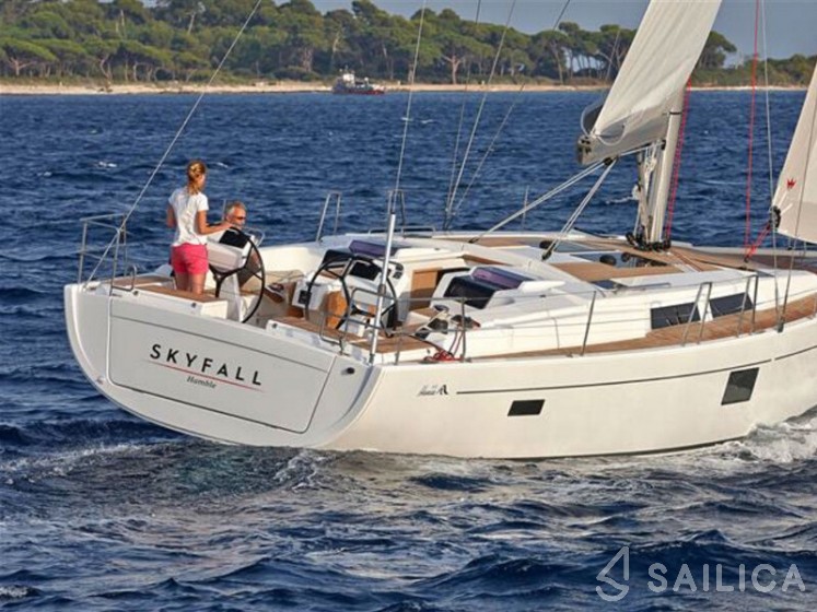 Hanse 455 - Yacht Charter Sailica