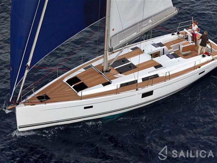 Hanse 455 - Yacht Charter Sailica