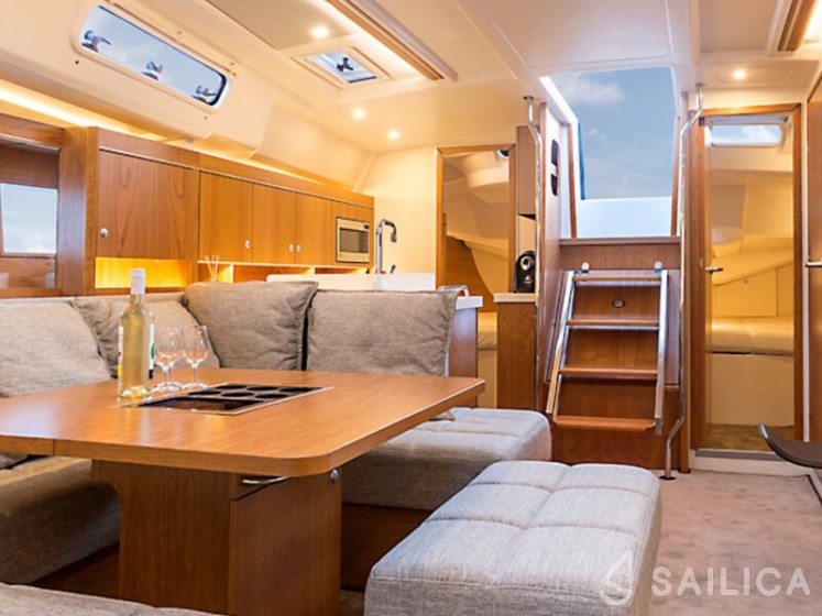Hanse 455 - Yacht Charter Sailica