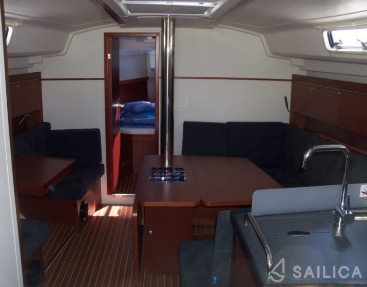 Hanse 415 - Yacht Charter Sailica