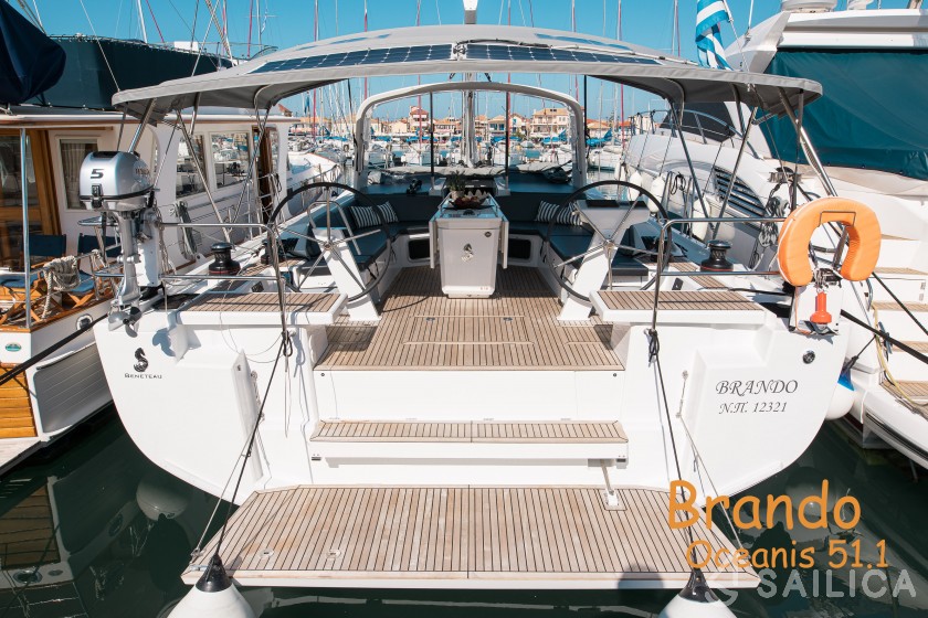 Oceanis 51 - Yacht Charter Sailica