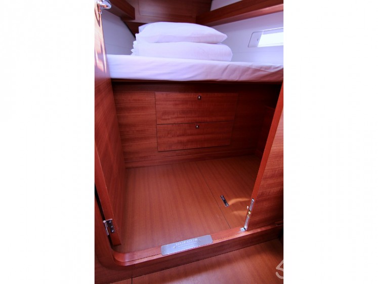 Dufour 382 GL - Yacht Charter Sailica