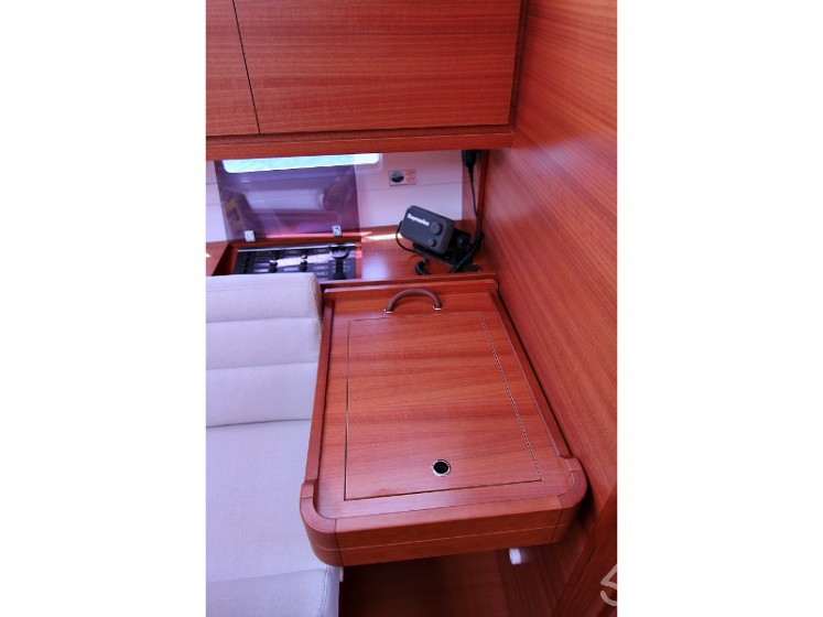 Dufour 382 GL - Yacht Charter Sailica