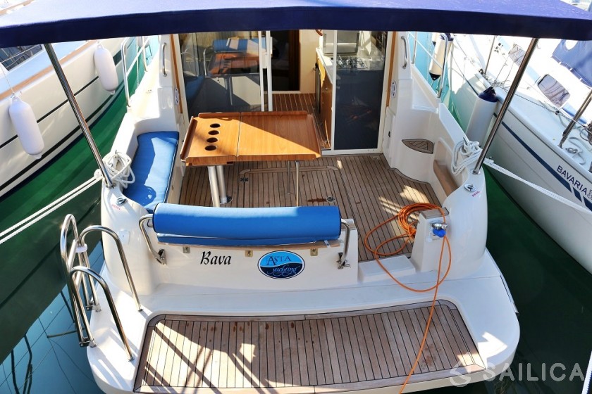 Vektor 950 - Yacht Charter Sailica