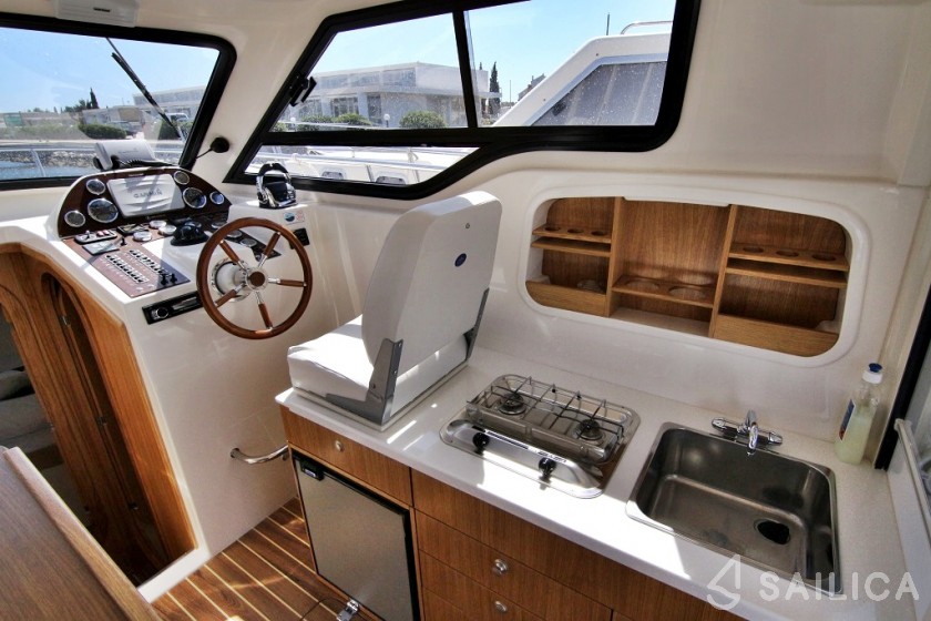 Vektor 950 - Yacht Charter Sailica