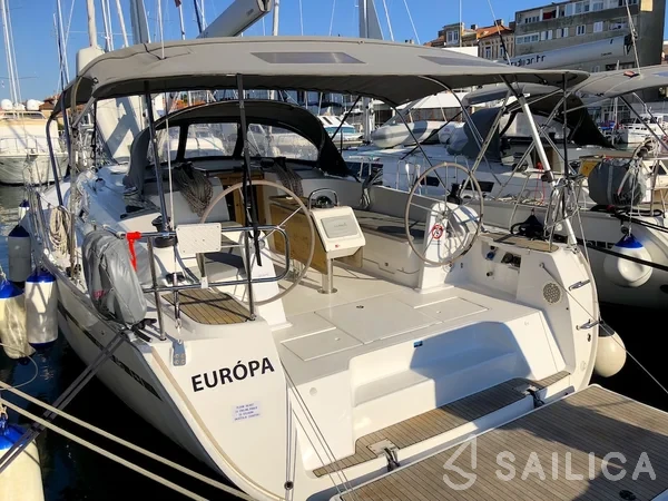 Bavaria 46 Cruiser - Yacht Charter Sailica
