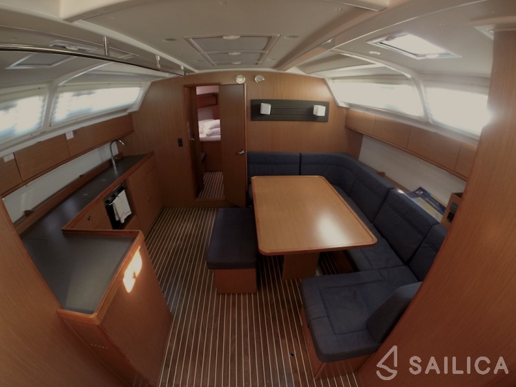 Bavaria 46 Cruiser - Yacht Charter Sailica