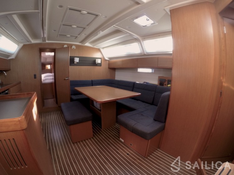 Bavaria 46 Cruiser - Yacht Charter Sailica