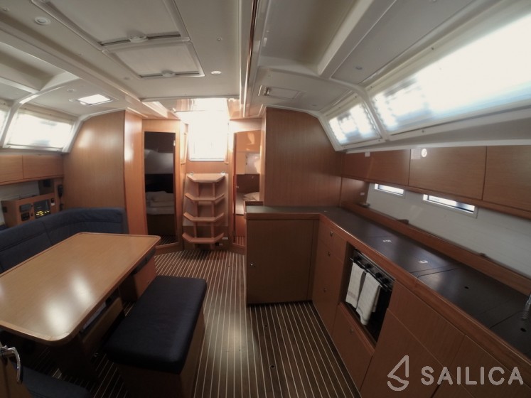 Bavaria 46 Cruiser - Yacht Charter Sailica