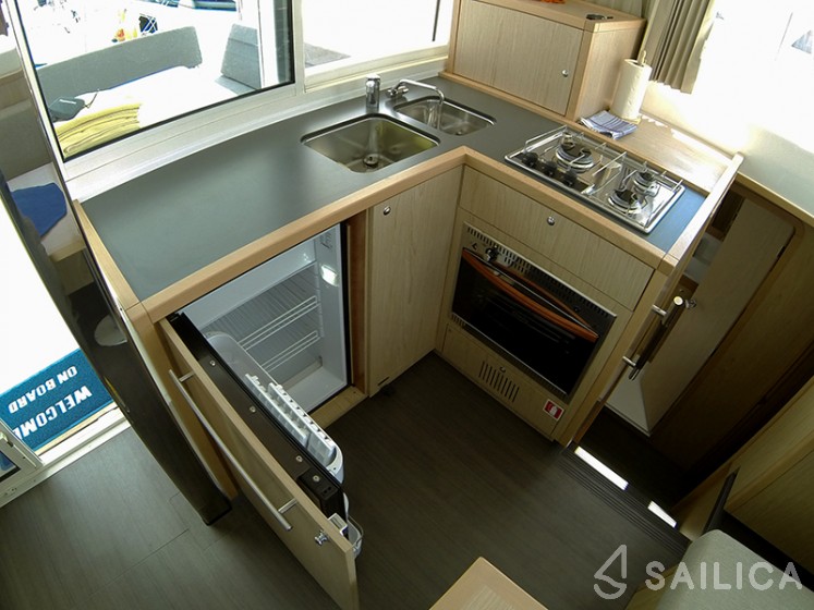 Lagoon 39 - Yacht Charter Sailica