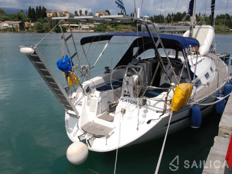Bavaria 38H - Yacht Charter Sailica