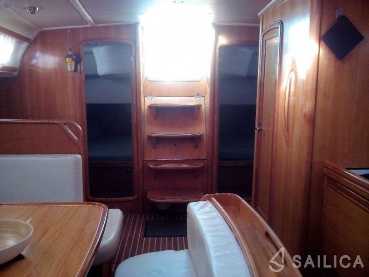 Bavaria 46 Cruiser - Yacht Charter Sailica