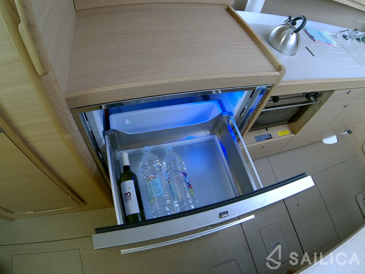 Dufour 382 GL - Yacht Charter Sailica