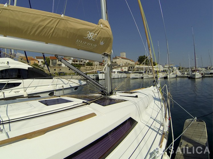 Dufour 382 GL - Yacht Charter Sailica