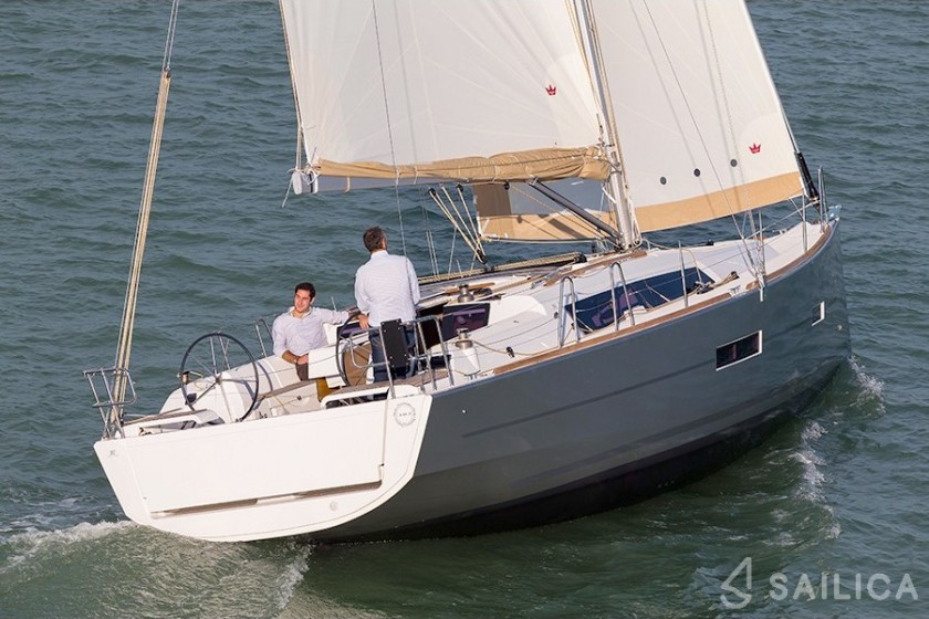 Dufour 382 GL - Yacht Charter Sailica