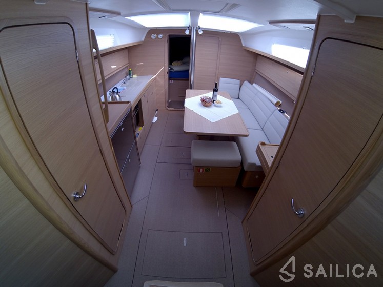 Dufour 382 GL - Yacht Charter Sailica