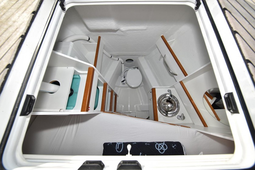 Jeanneau 54 - Yacht Charter Sailica