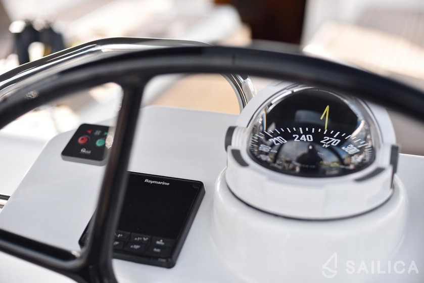 Jeanneau 54 - Yacht Charter Sailica