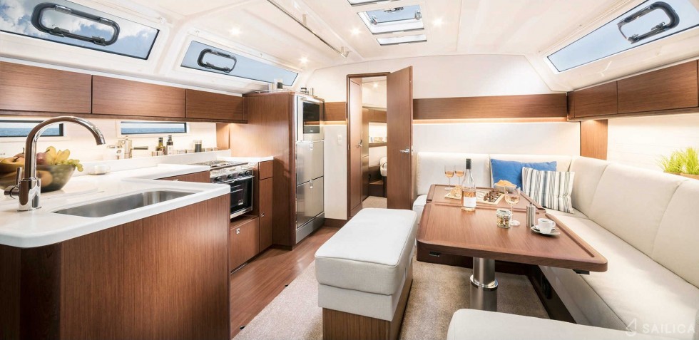Bavaria Cruiser 46 Style - Yacht Charter Sailica