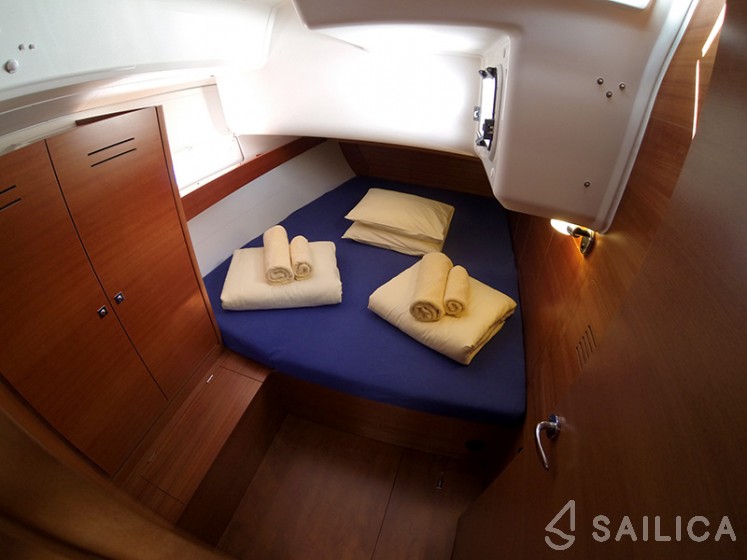 Dufour 460 GL - Yacht Charter Sailica