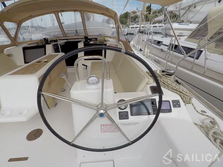 Dufour 460 GL - Yacht Charter Sailica