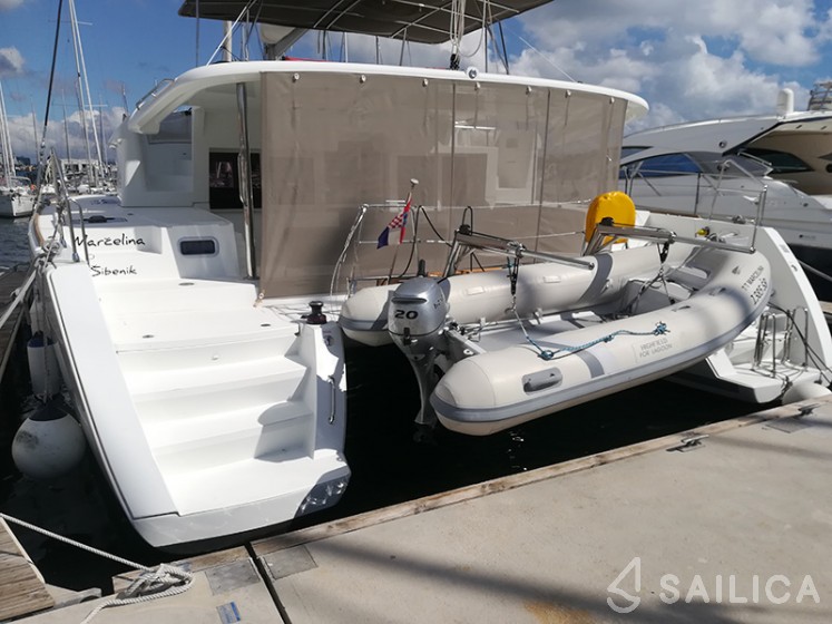Lagoon 450 - Yacht Charter Sailica